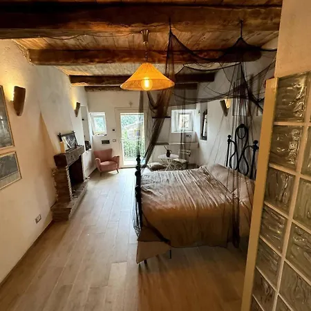La Caverna Madre Di Calcata Appartement Canepina